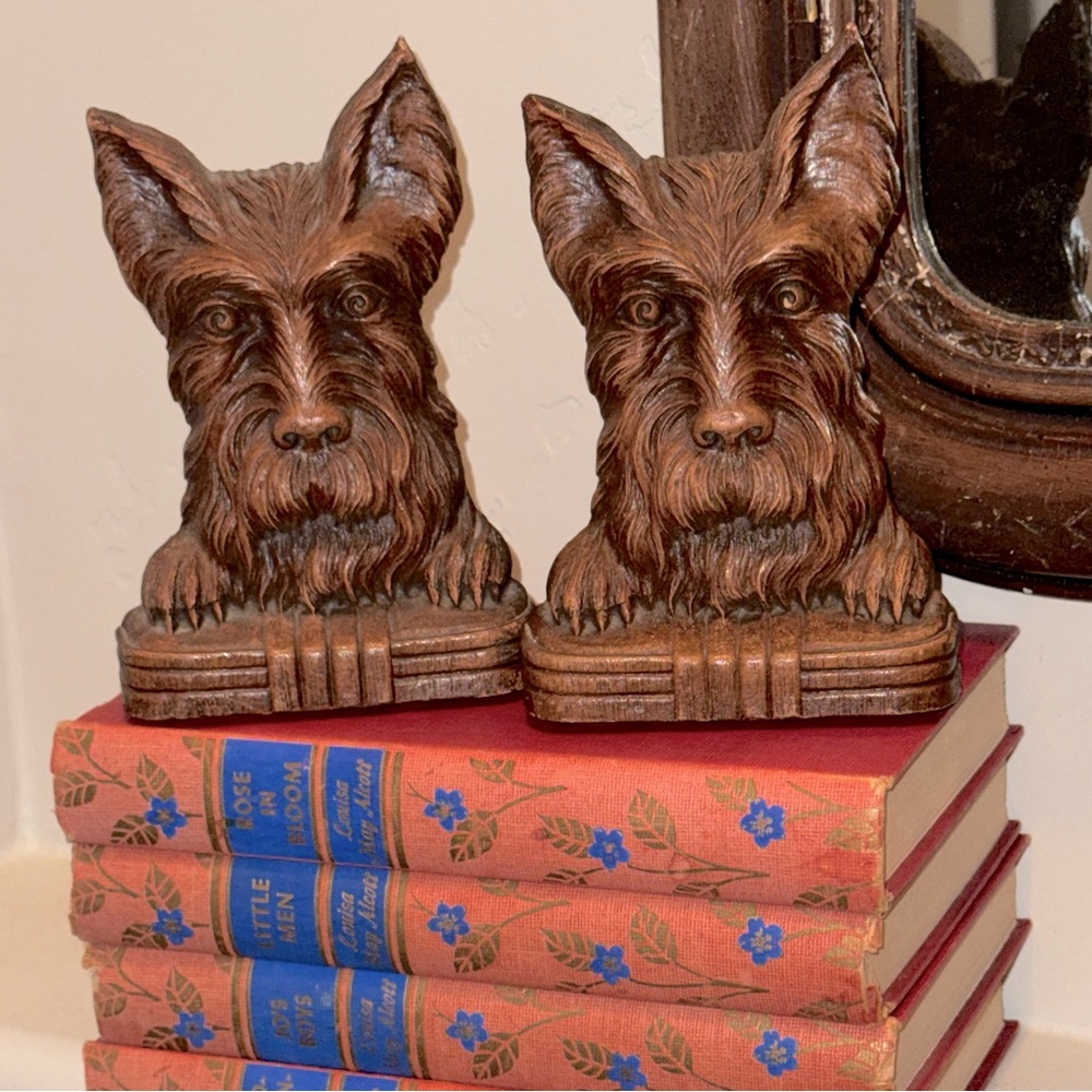 Vintage Scottish Terrier Dog Syroco Wood  Bookends Dark Academia Cottagecore